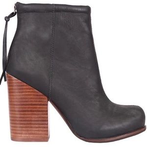 Jeffrey Campbell black rumble boot Sz 9 - Free Shipping